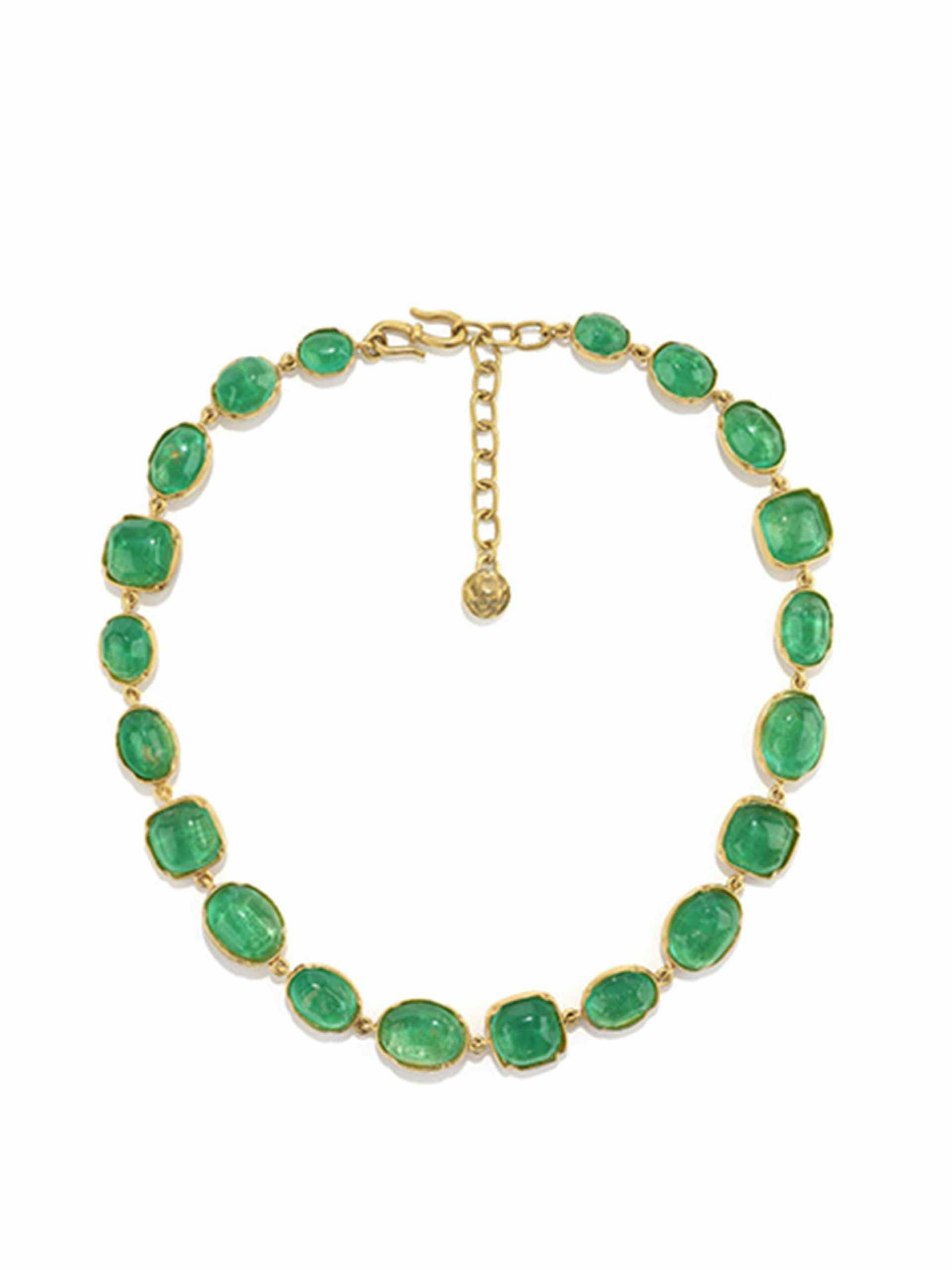 Cabochons green necklace