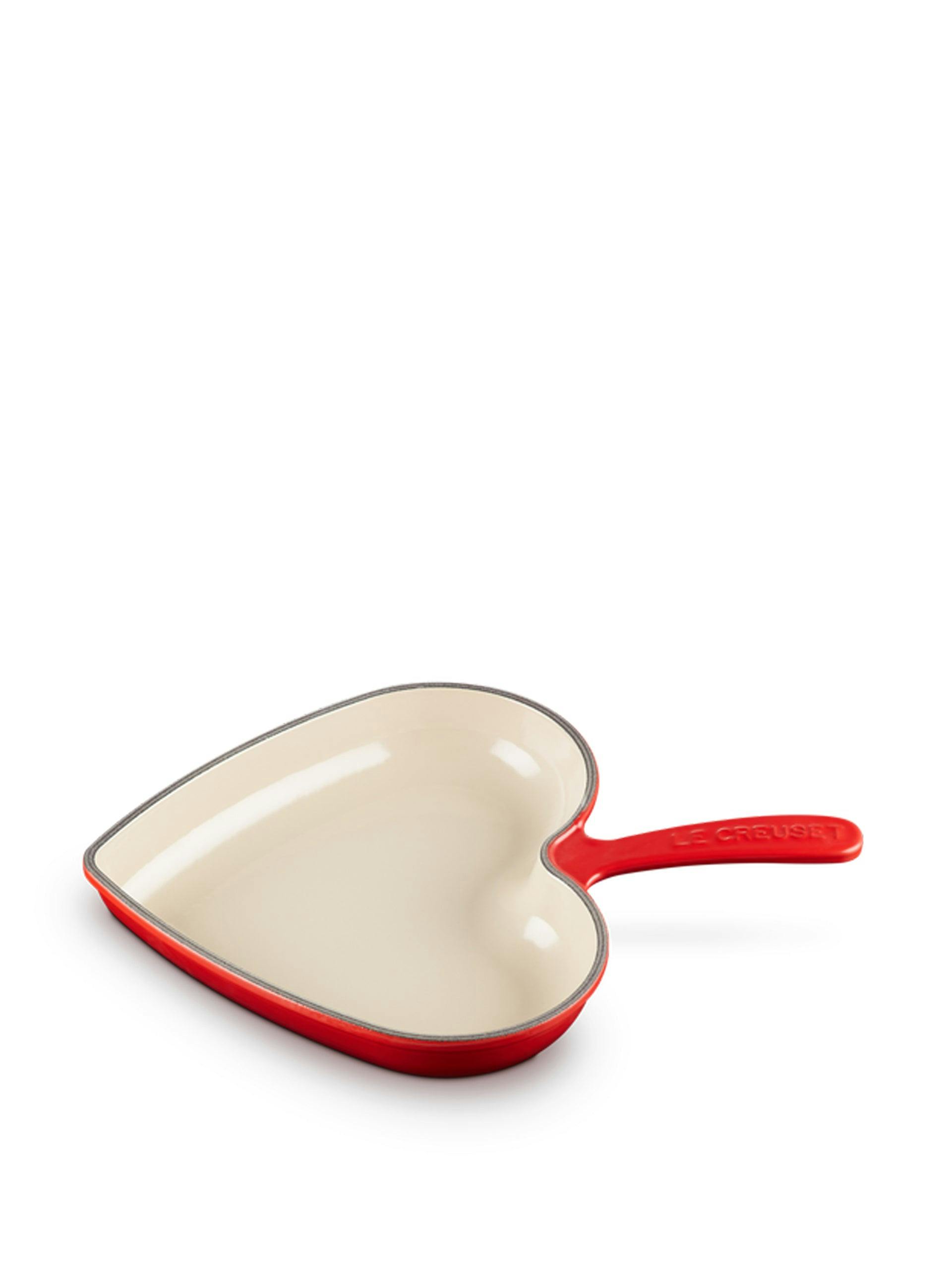Cast iron heart-shaped skillet