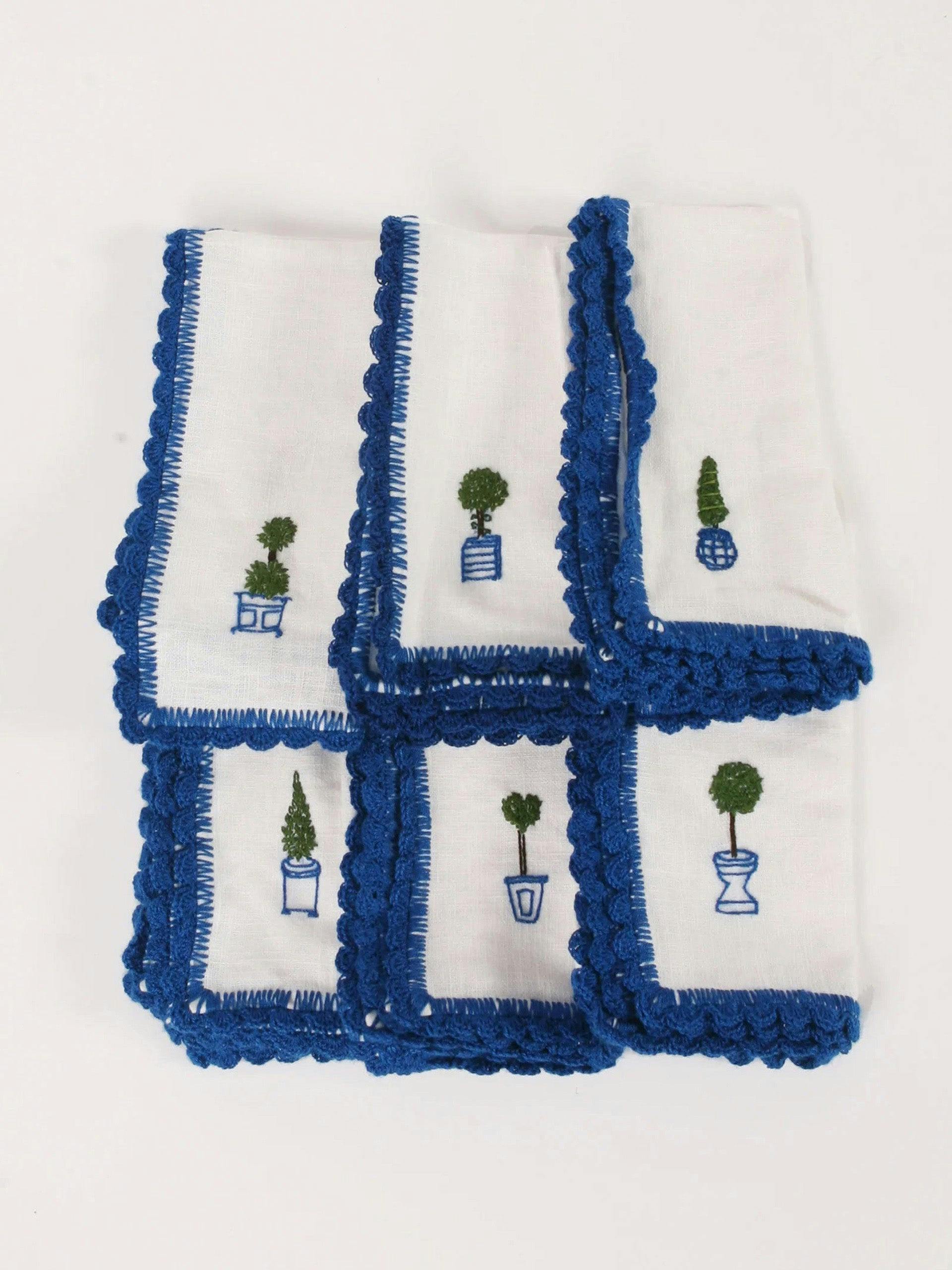 Embroidered napkins with crochet edging (set of 6)