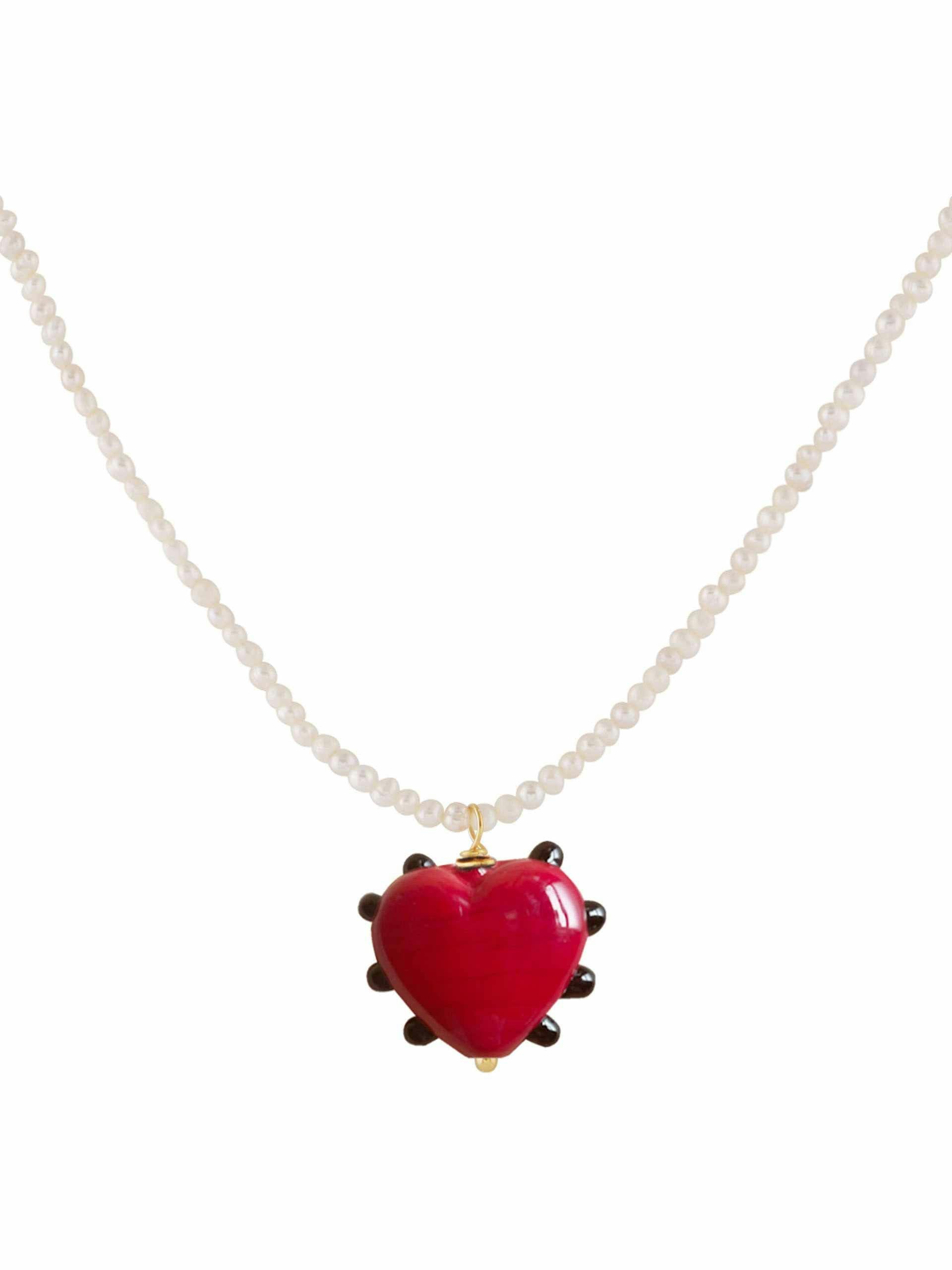 Milagros heart & pearl necklace