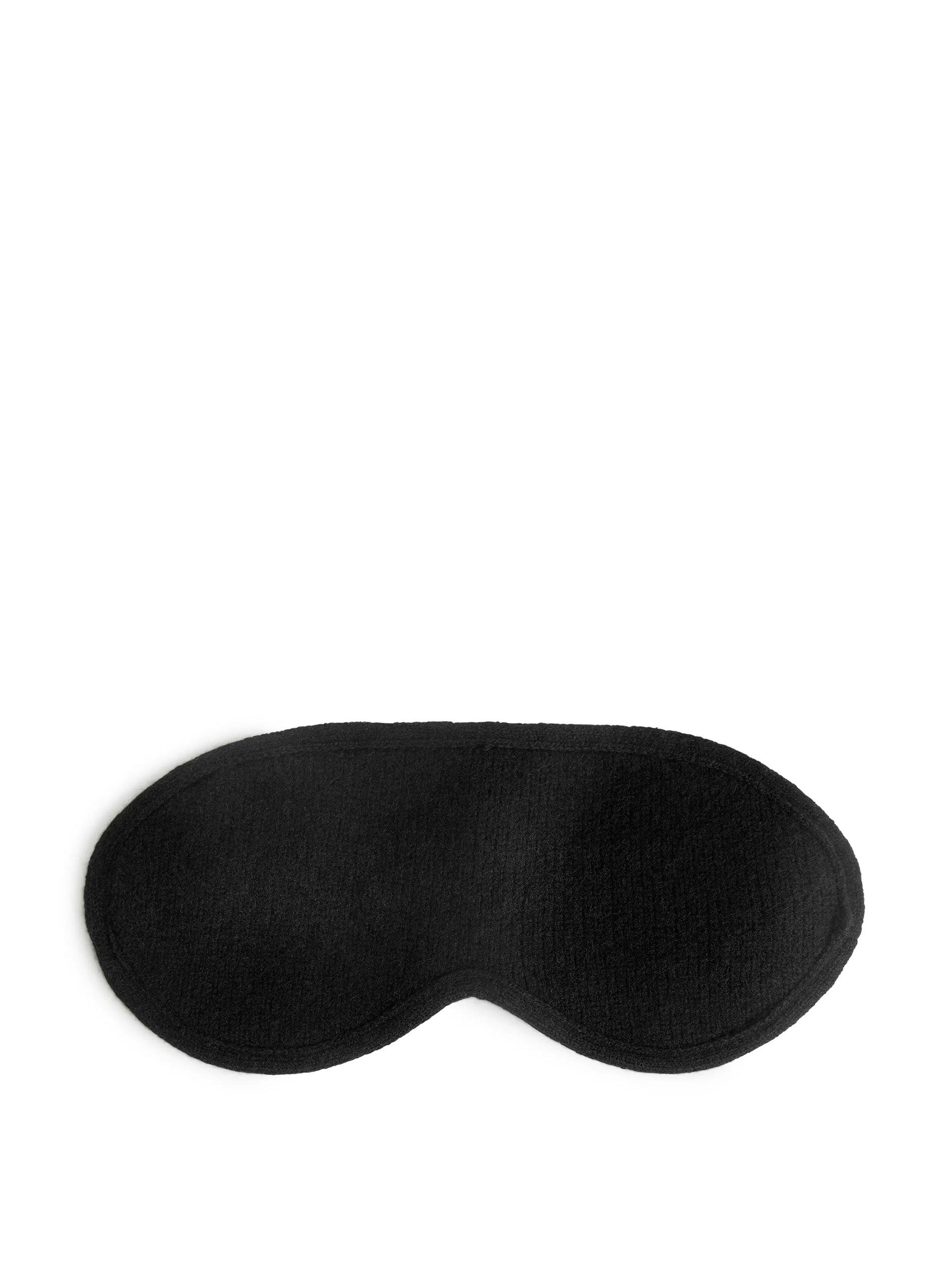 Knitted cashmere eye mask