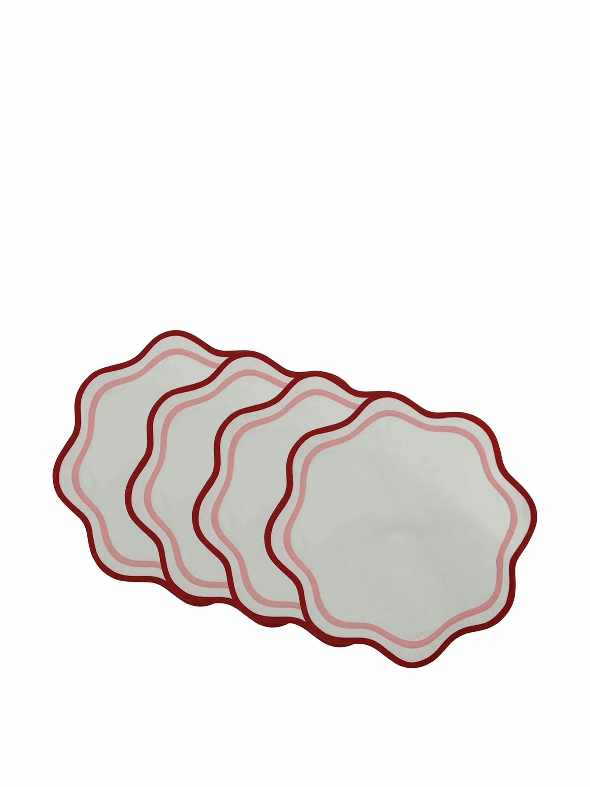 Scalloped placemats (set of 4)