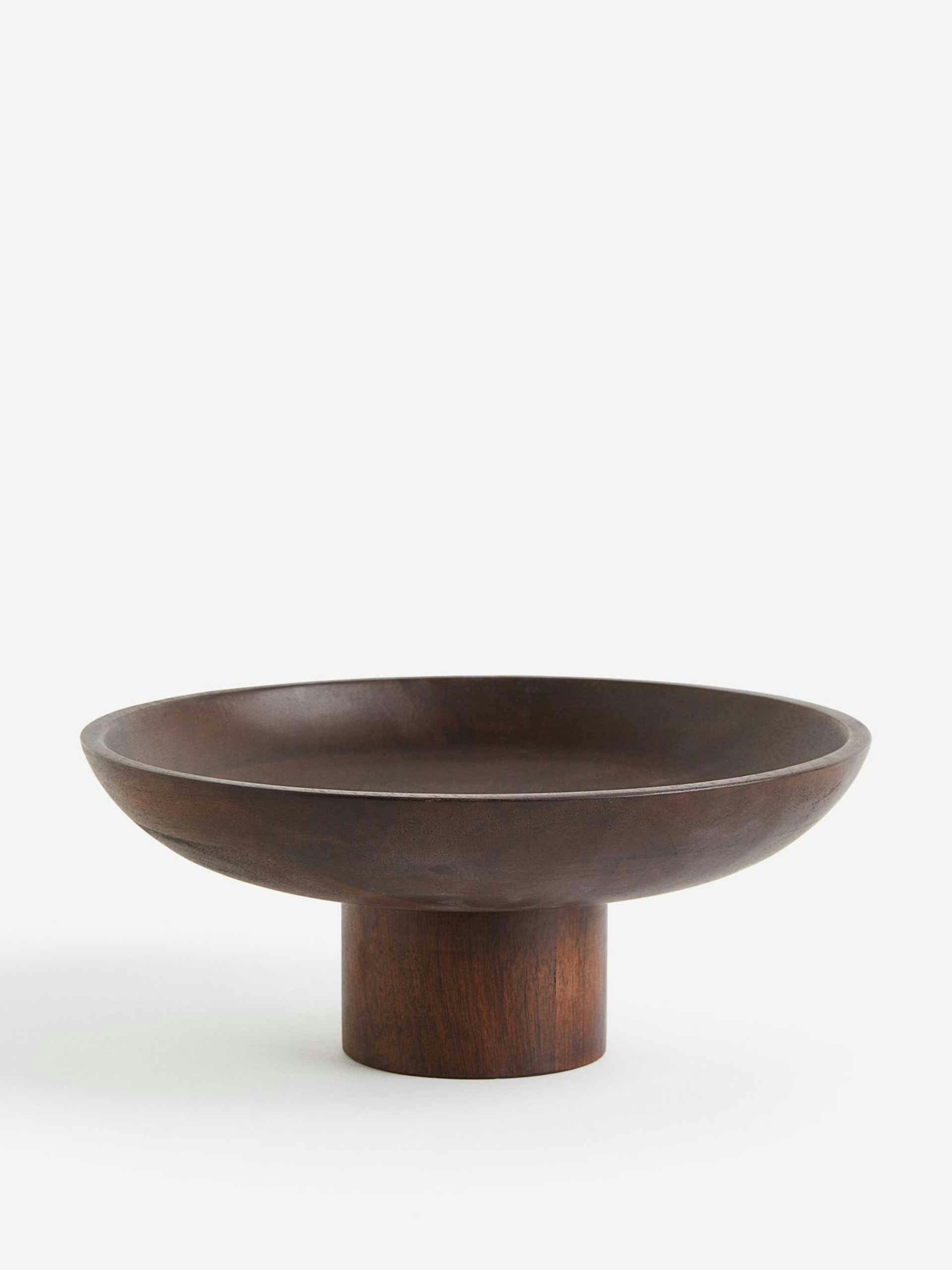 Wooden pedestal bowl