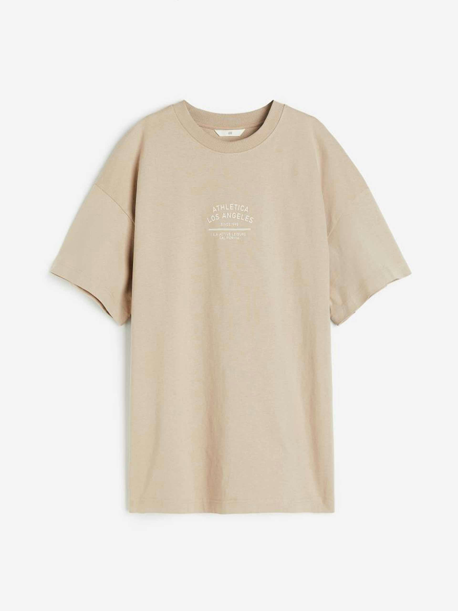 Oversized beige t-shirt