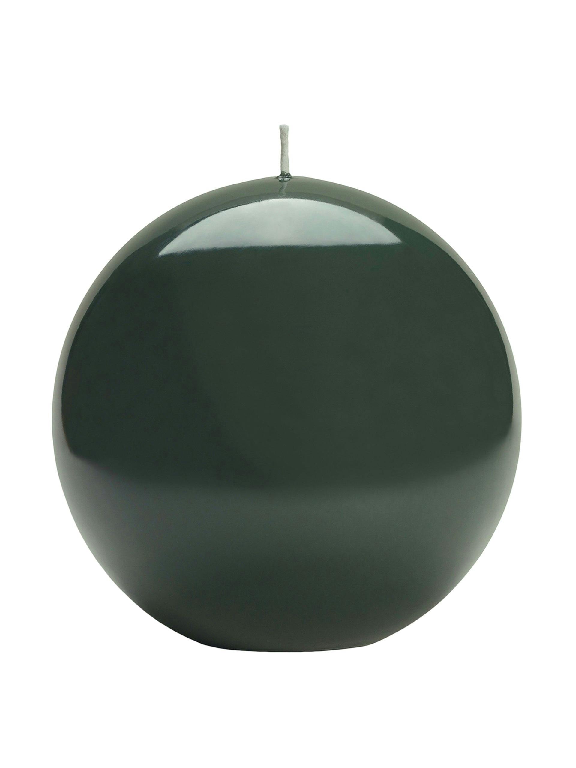 Green lacquered candle