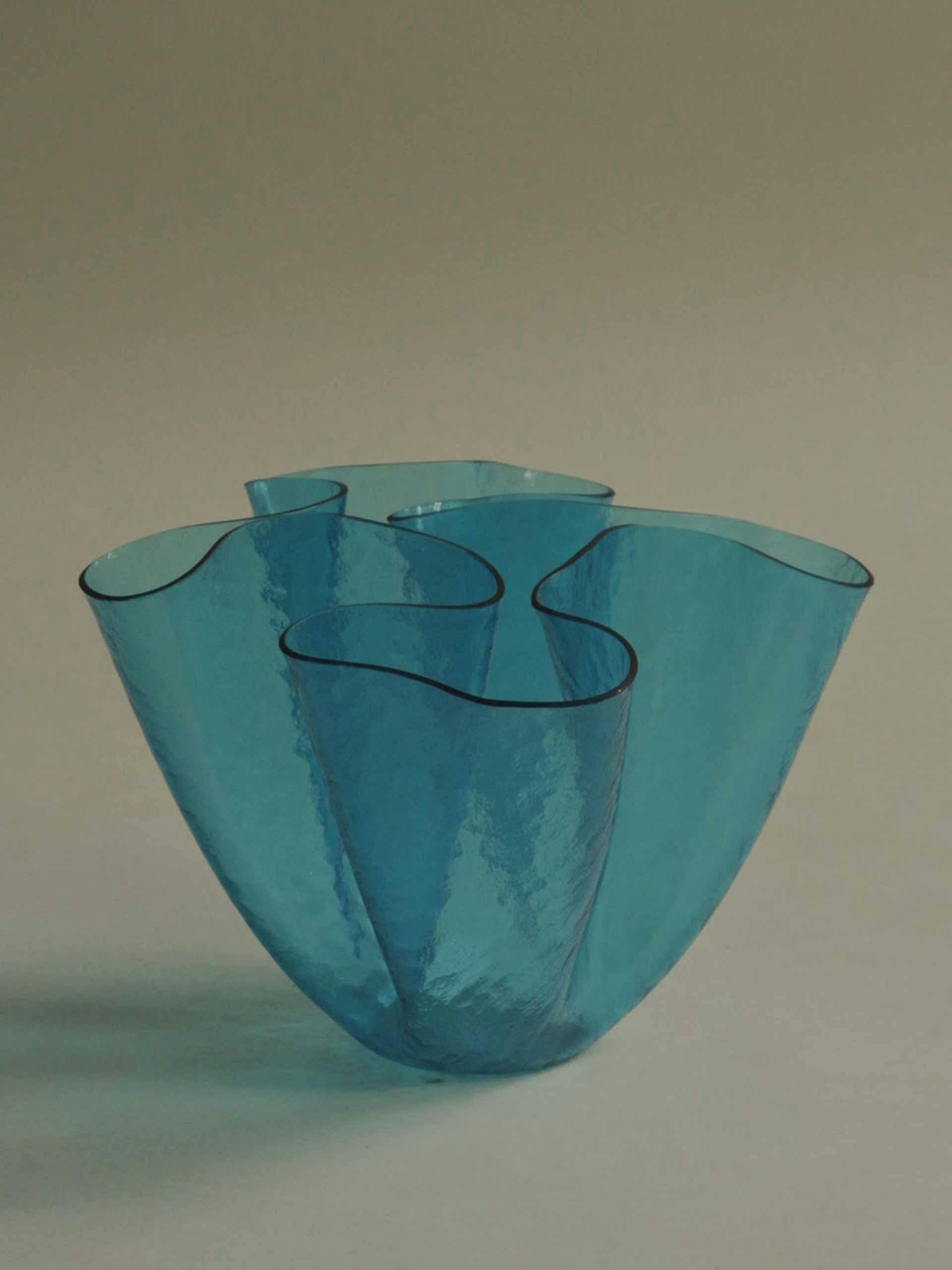 Fine glass handkerchief vase
