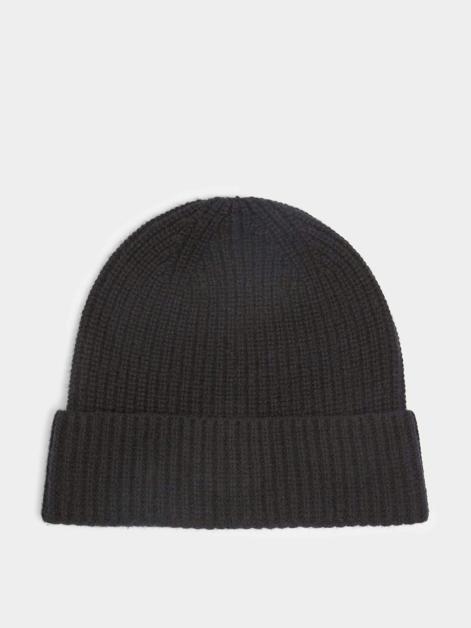Black knitted cashmere beanie