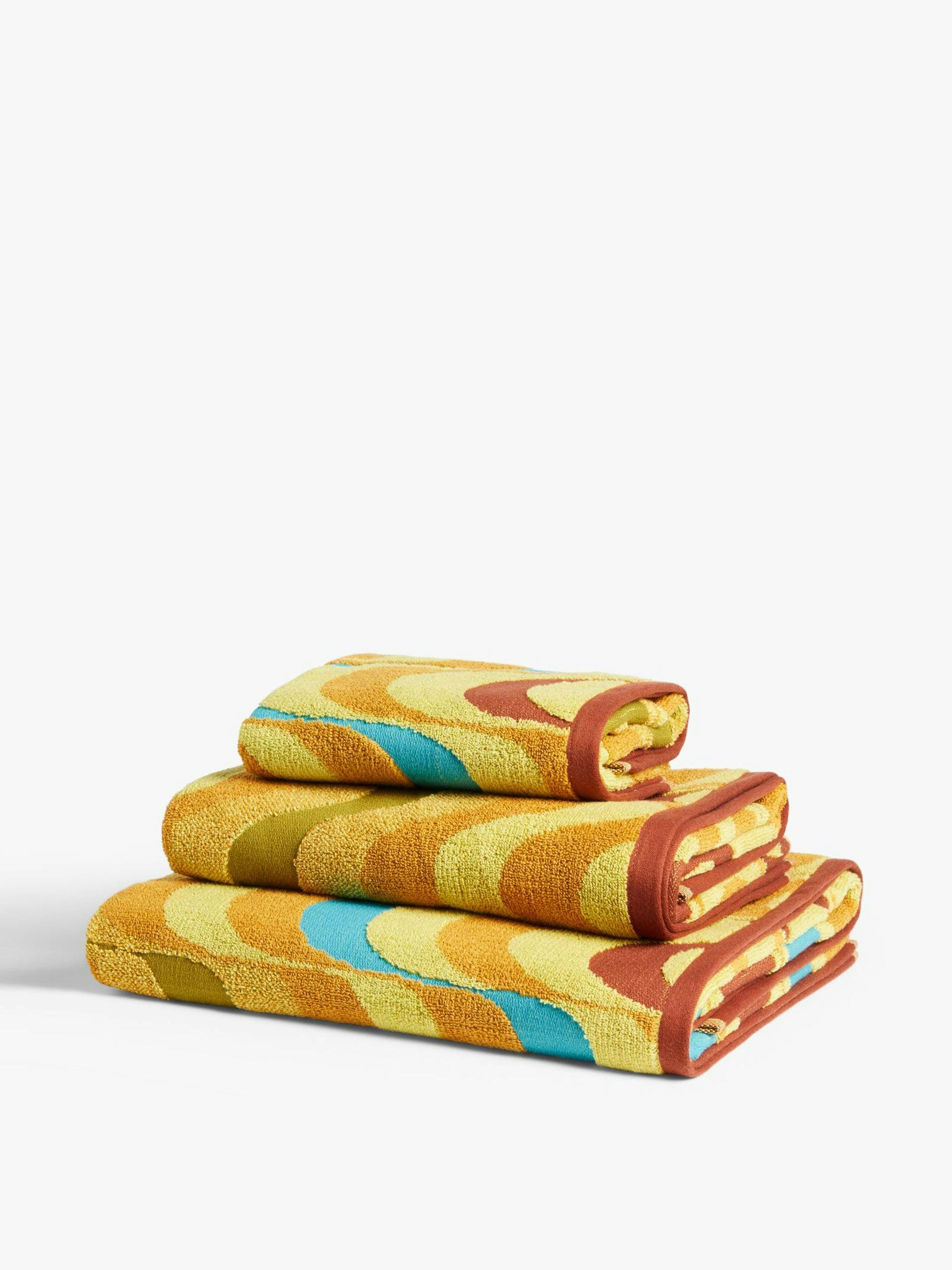 Yellow patterned bath towel
