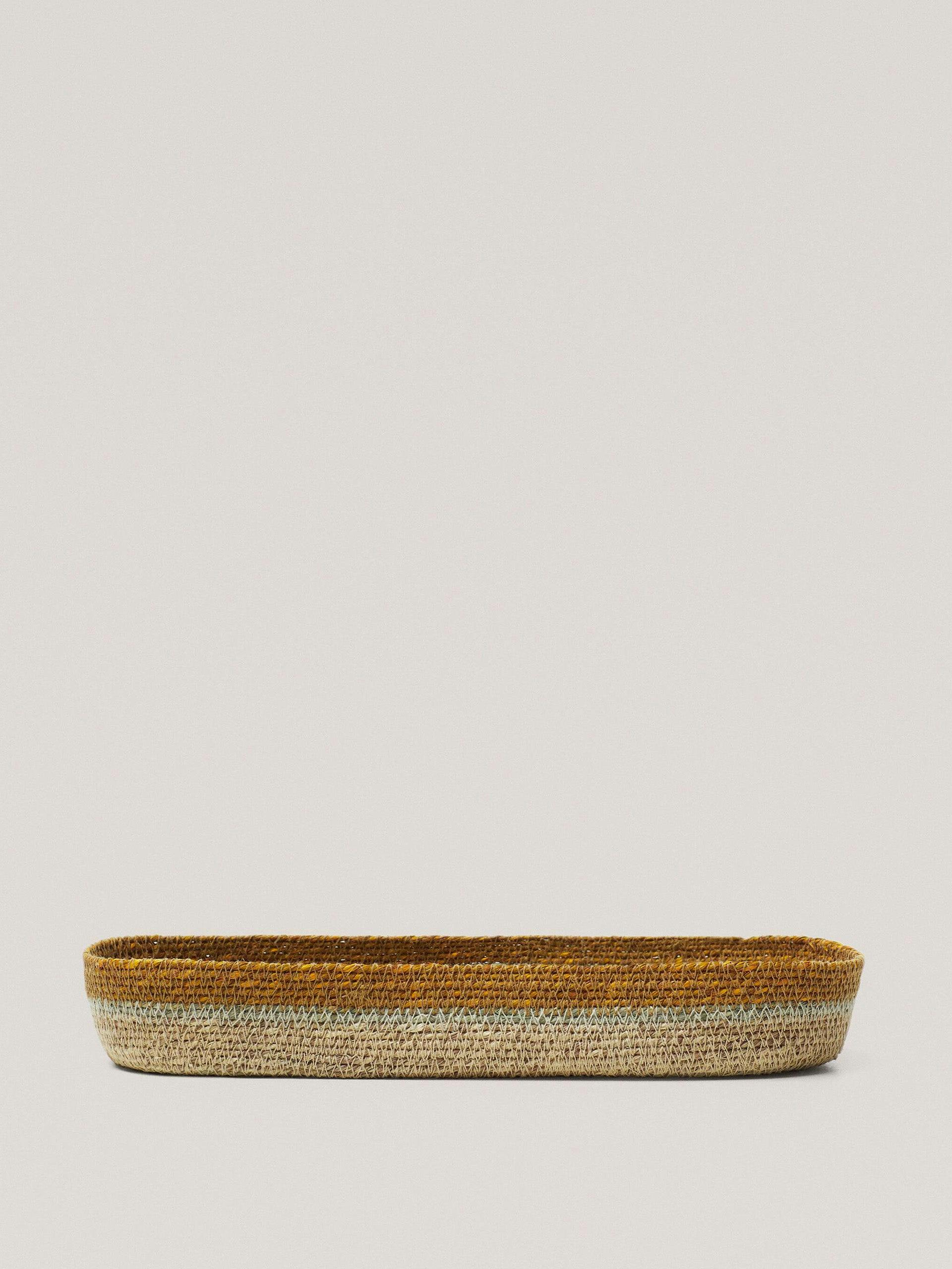 Oval woven tray