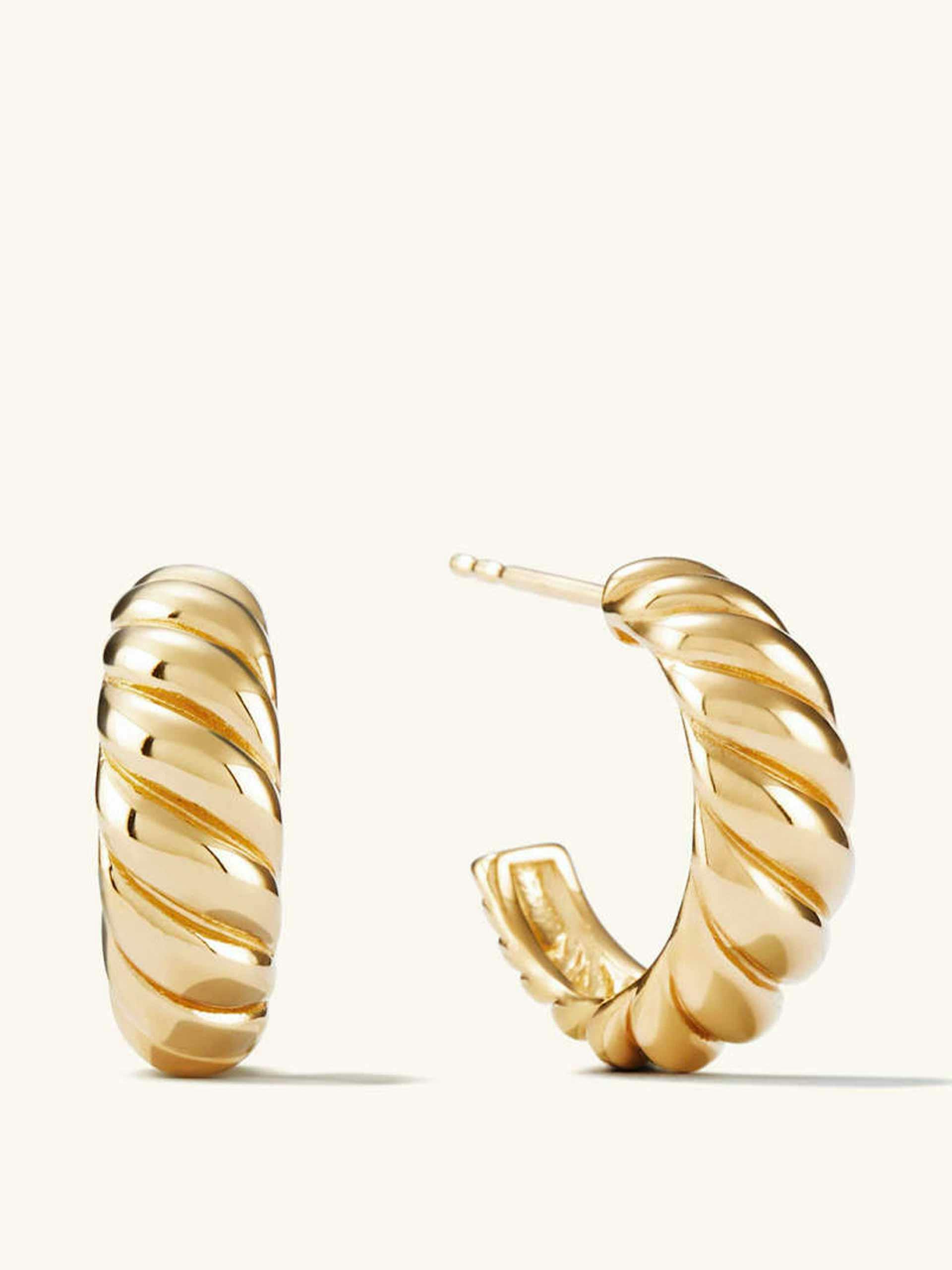 Croissant dome hoops