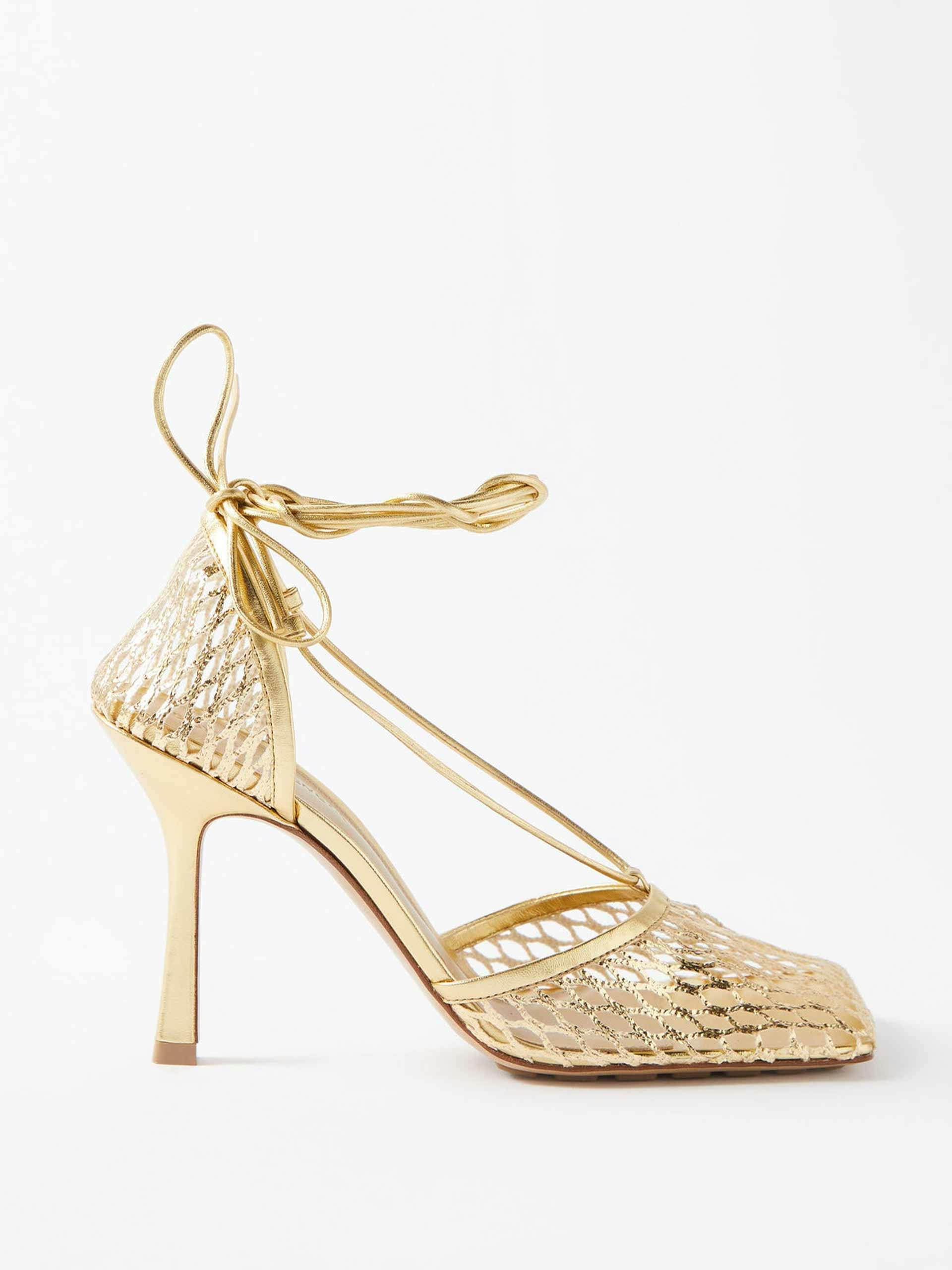 Gold leather and mesh Stretch 90 pumps
