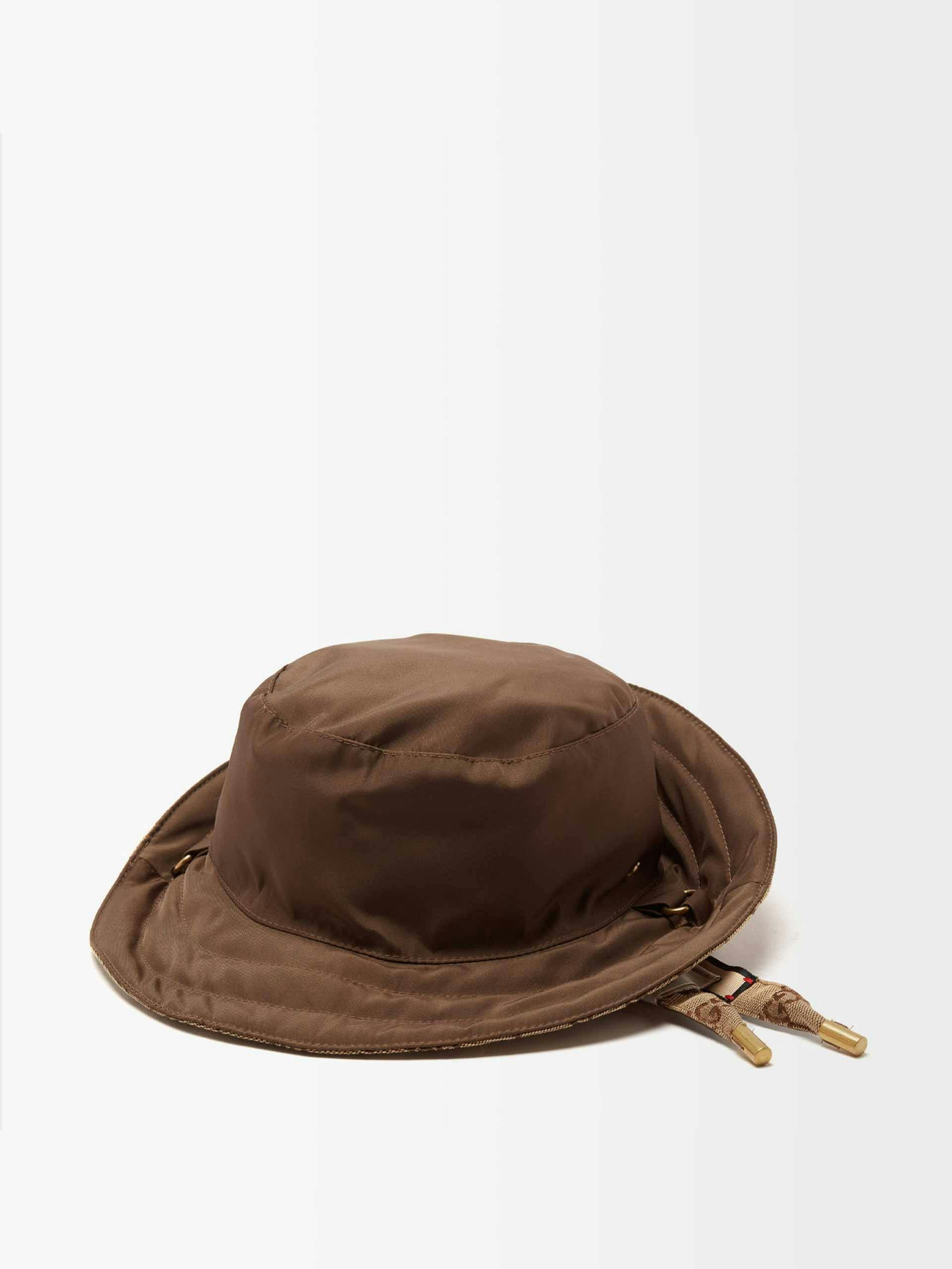 Technical shell bucket hat