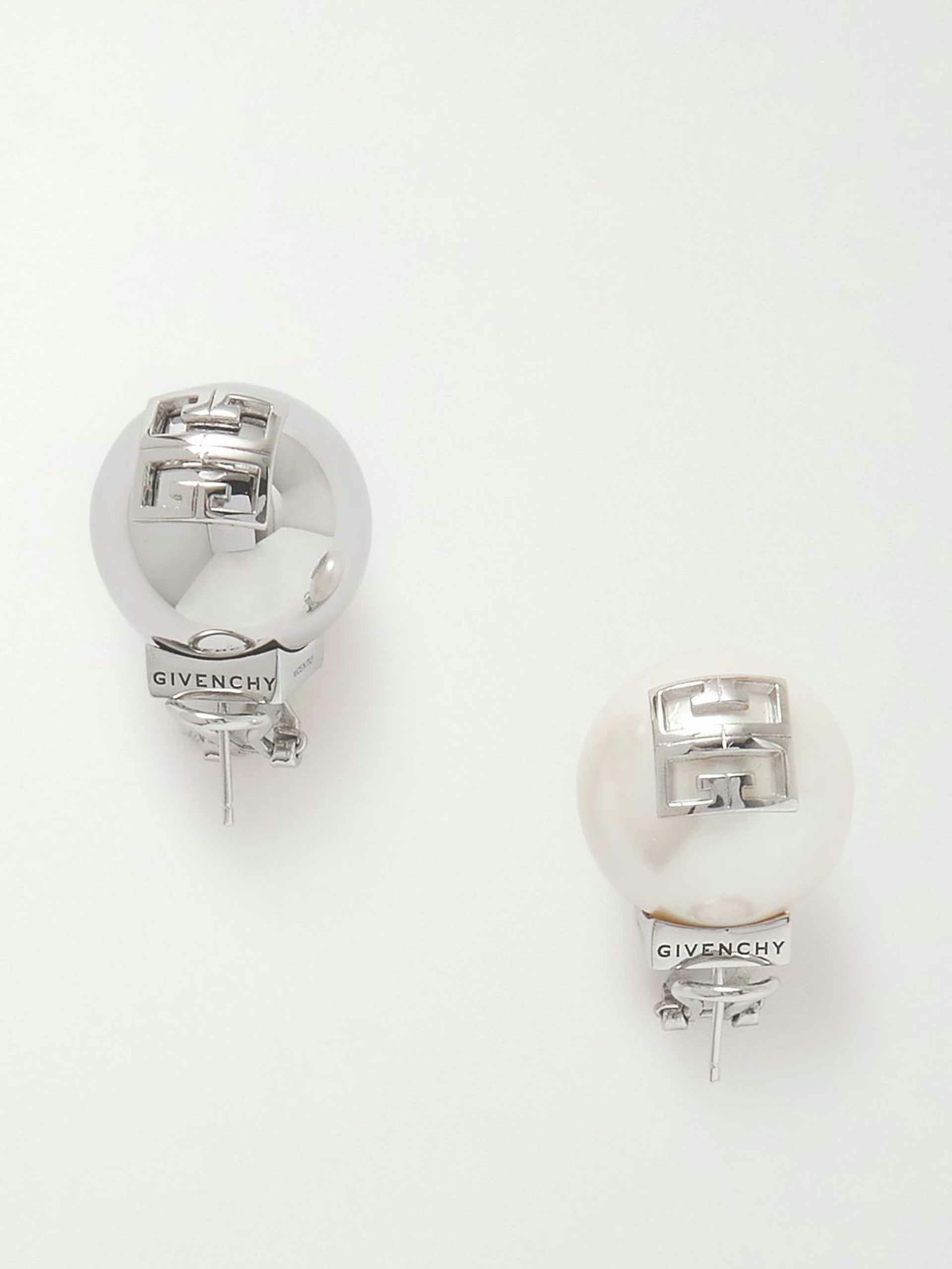4G faux pearl and silver-tone earrings