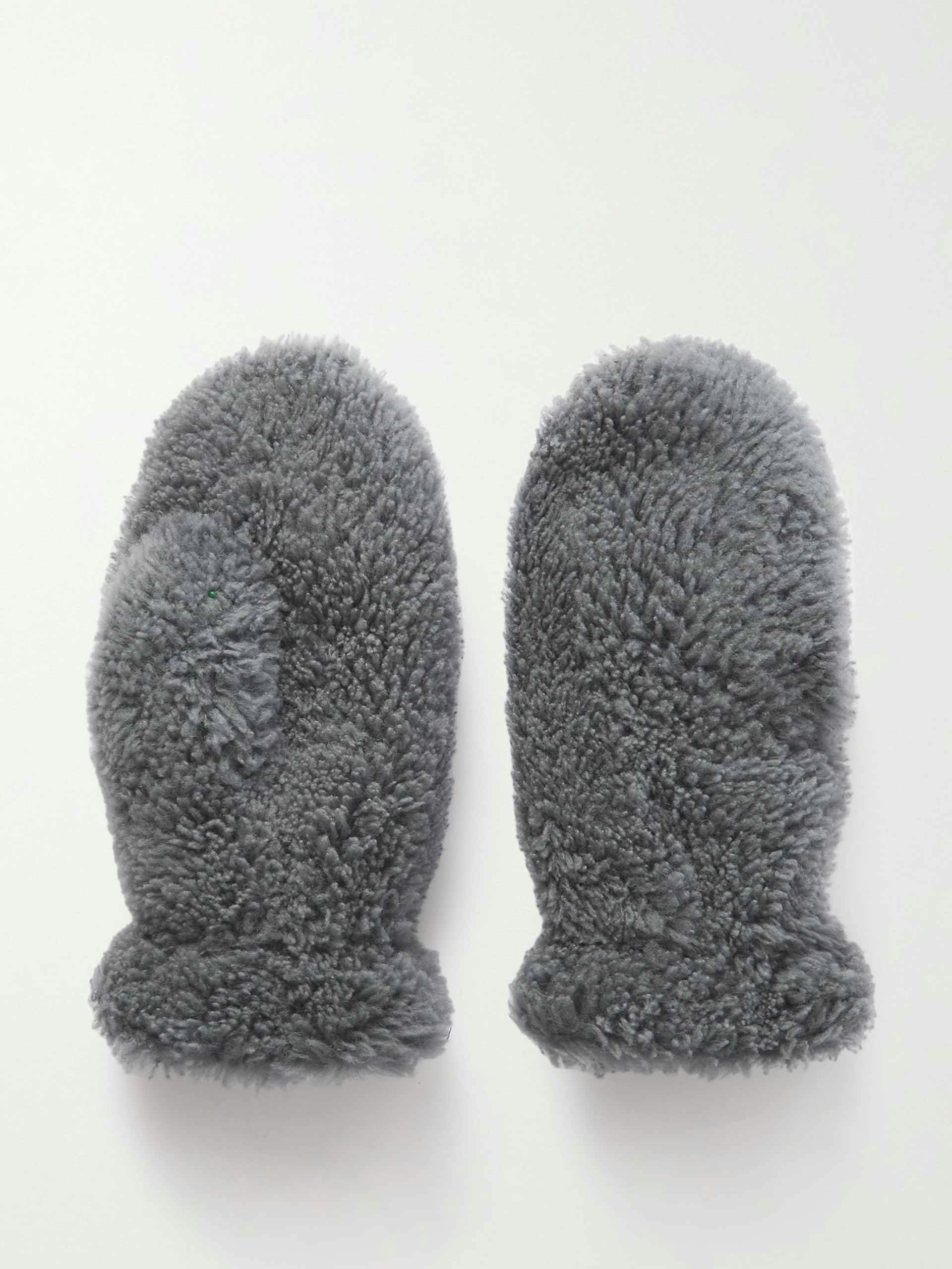 Padded shearling mittens