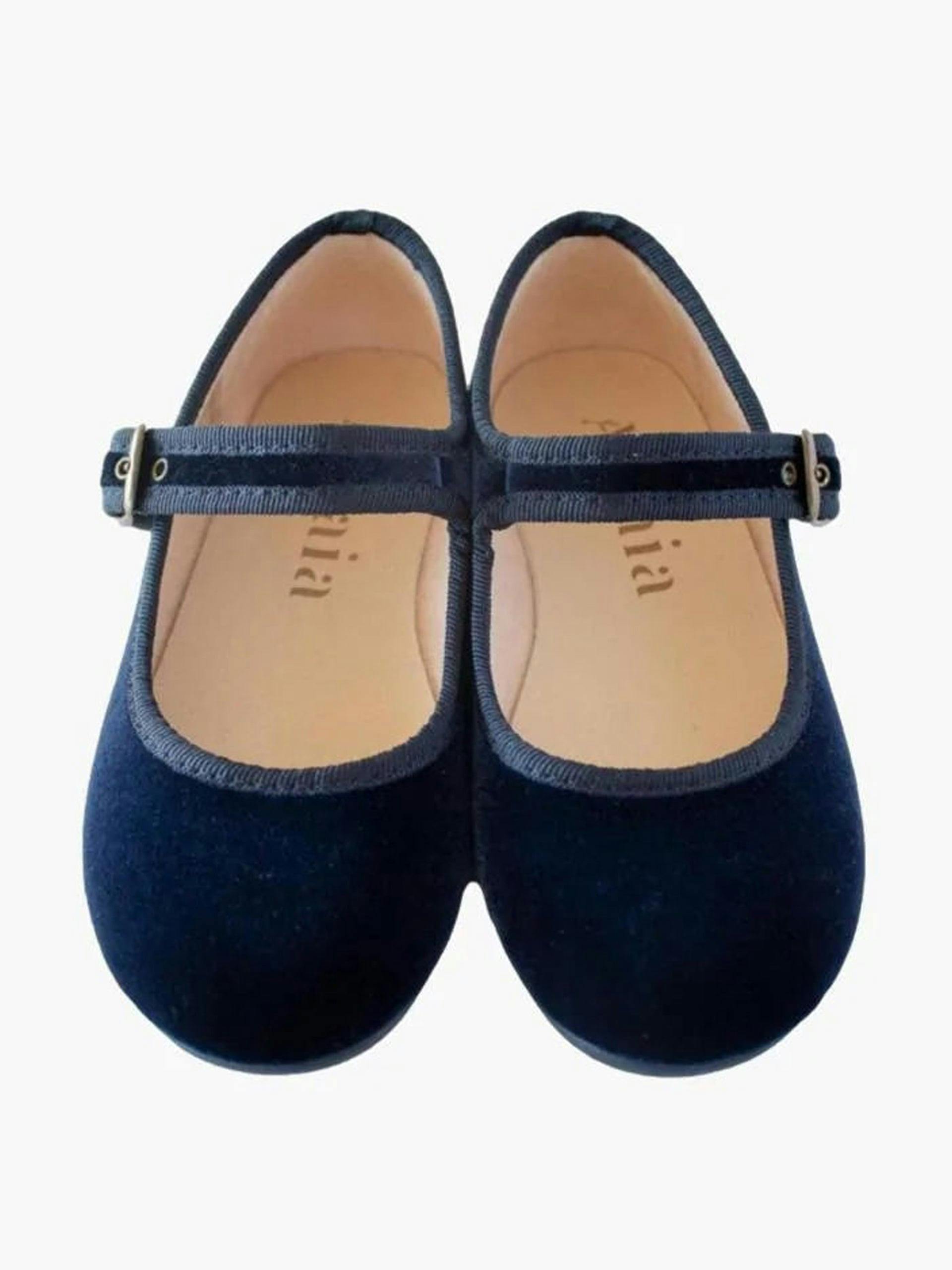 Navy blue velvet shoes for girls