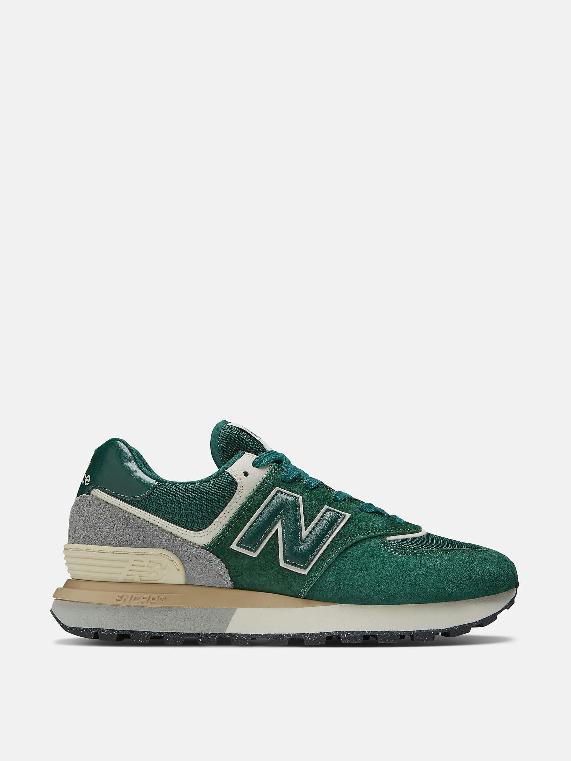 Green suede and mesh 574 trainers