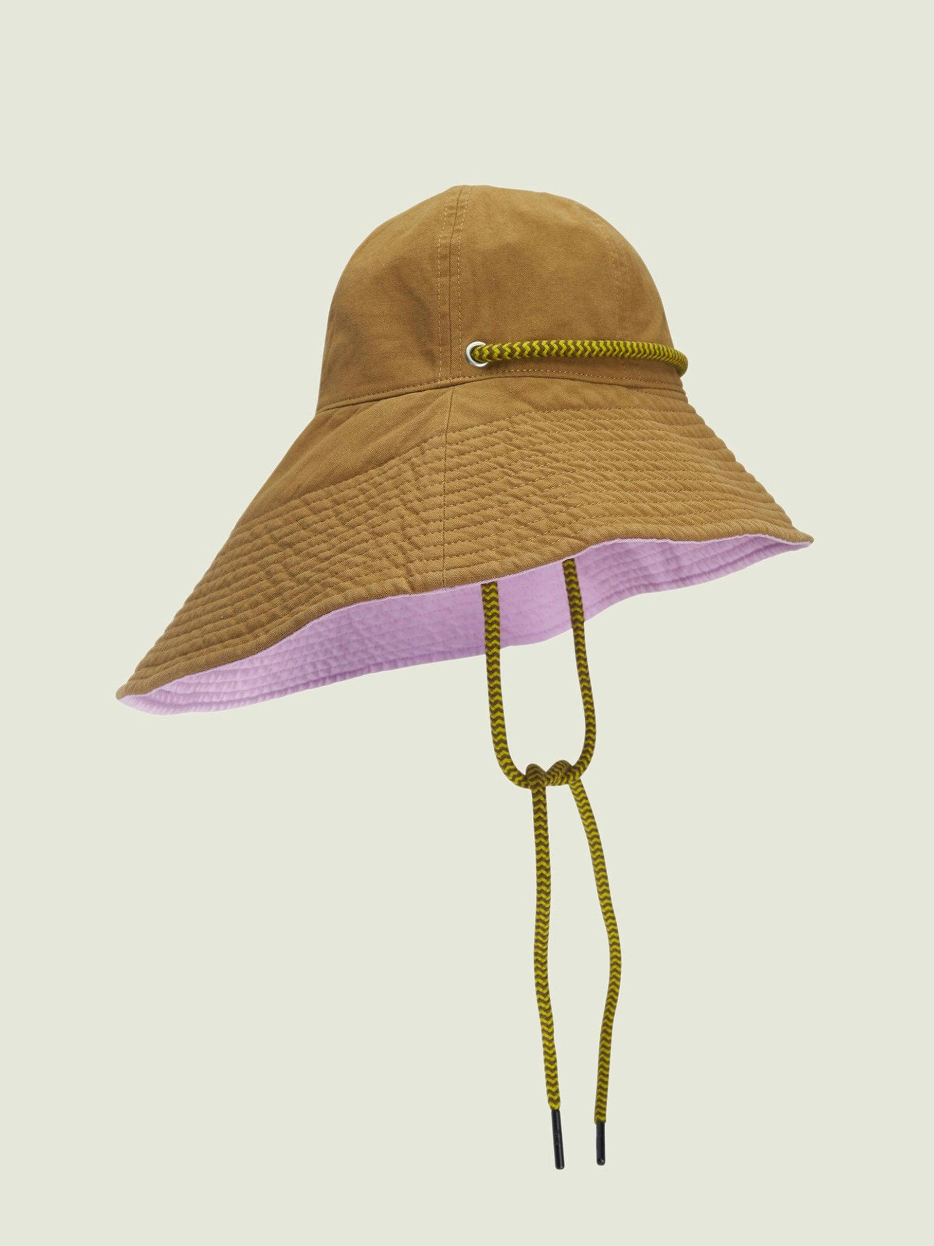 Brimmed lilac canvas hat