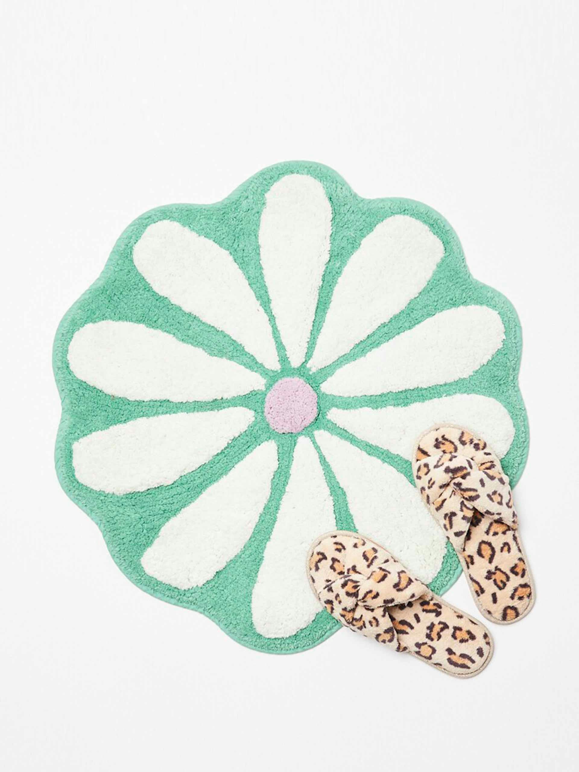 Green floral bath mat