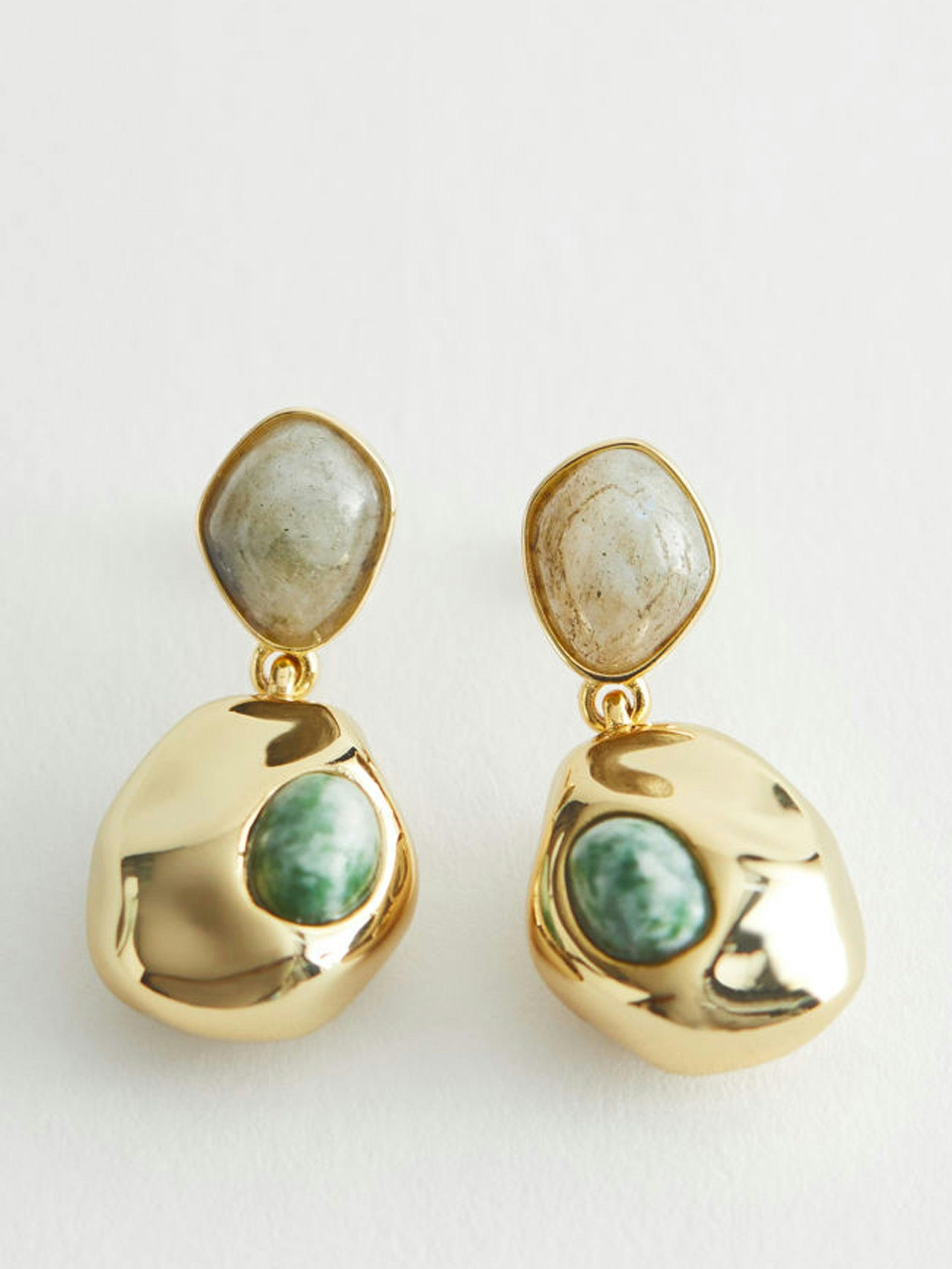Stone pendant earrings