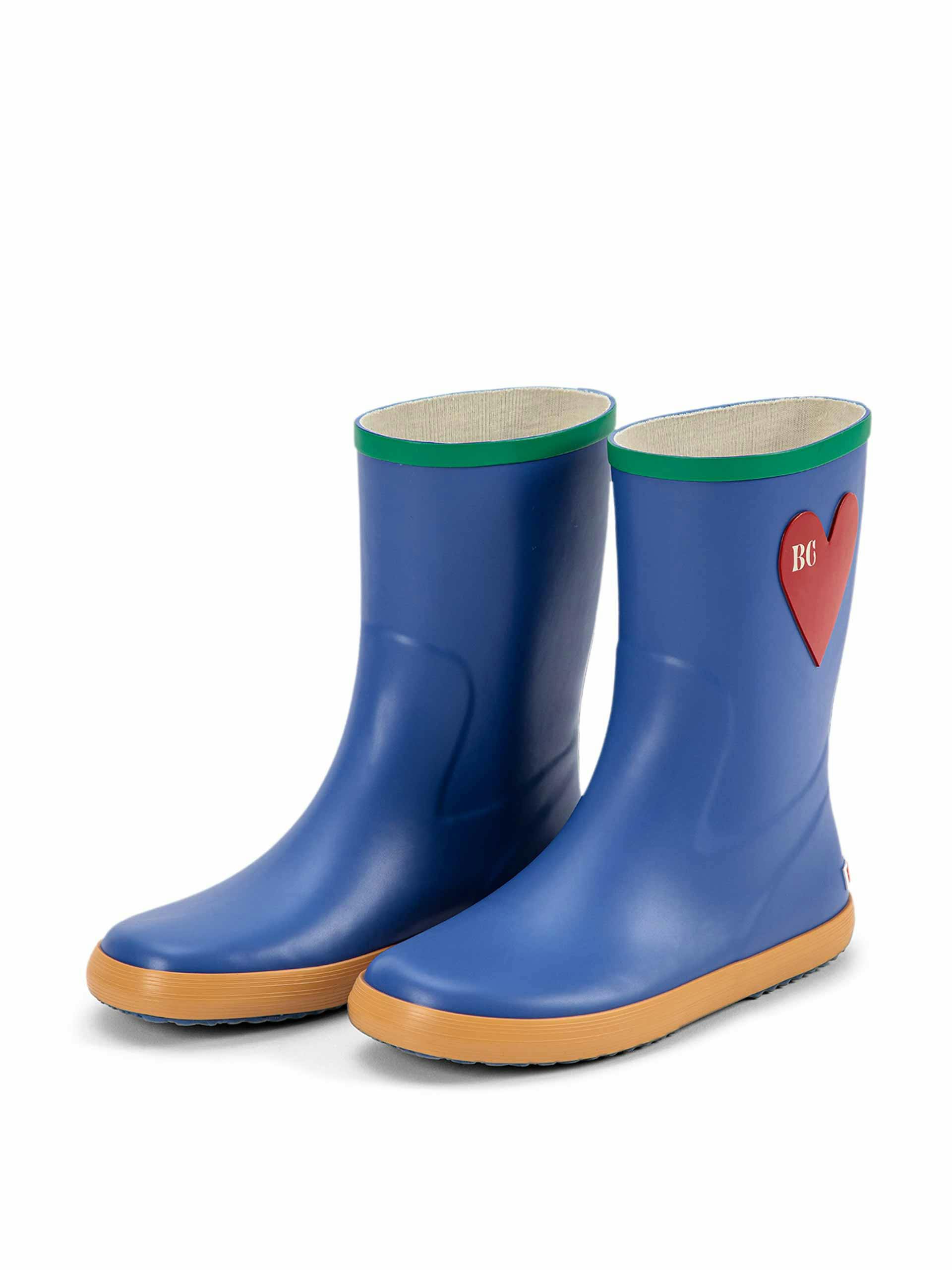 Heart rain boots