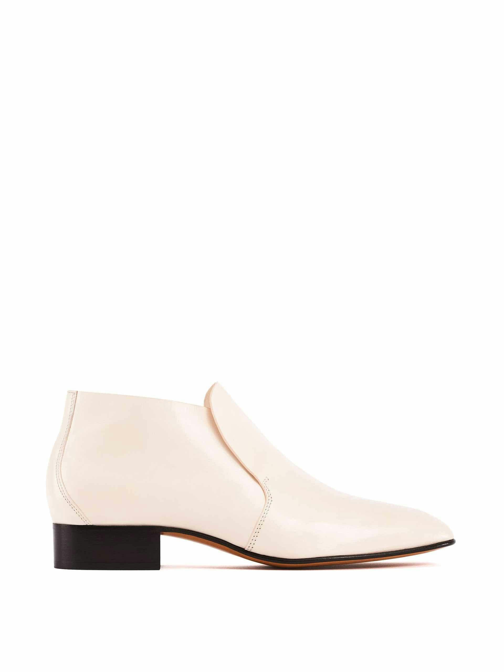 White calfskin leather shoes
