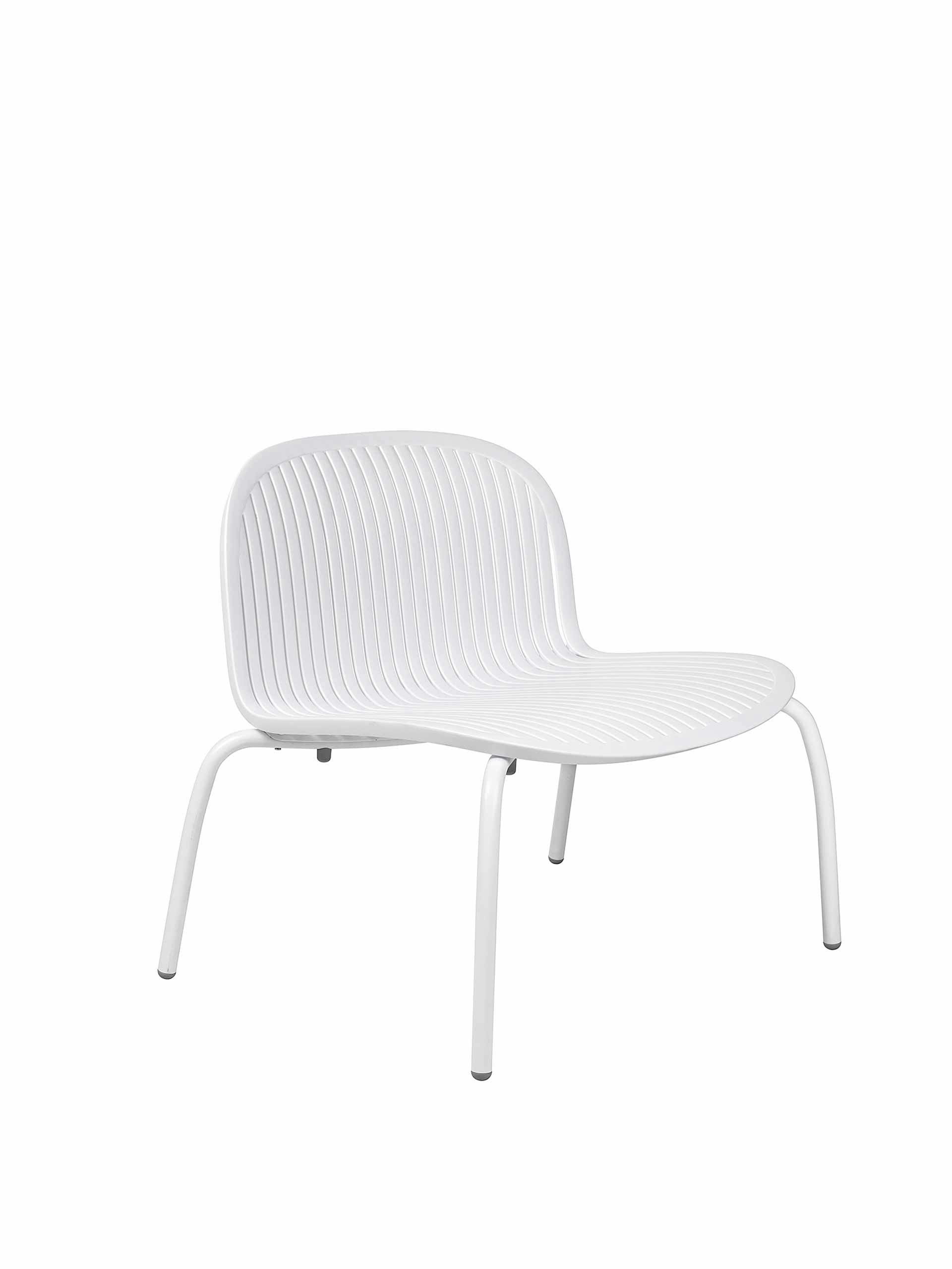 Wide white lounge chair