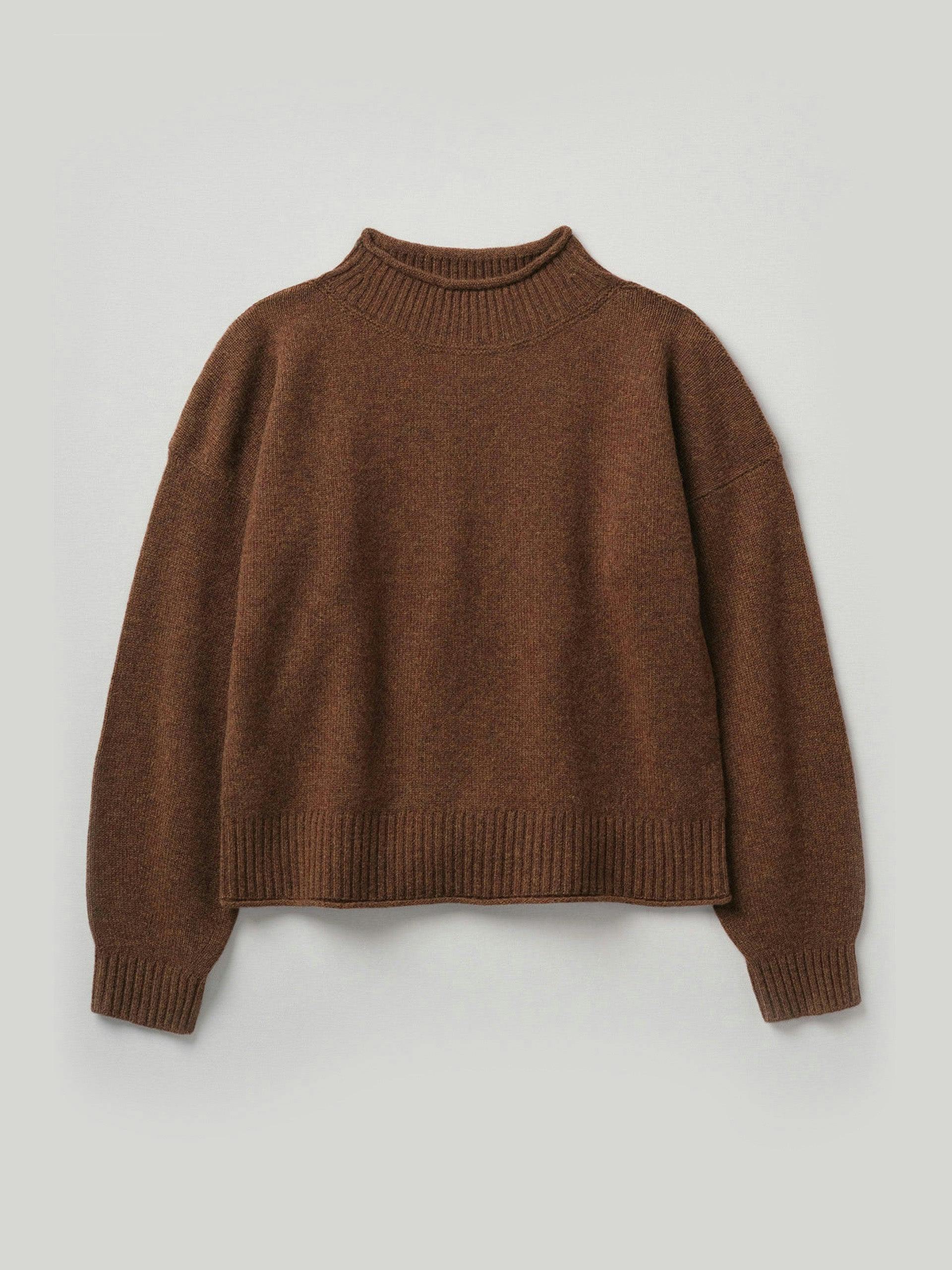 Brown high-neck knitted cashmere jumper