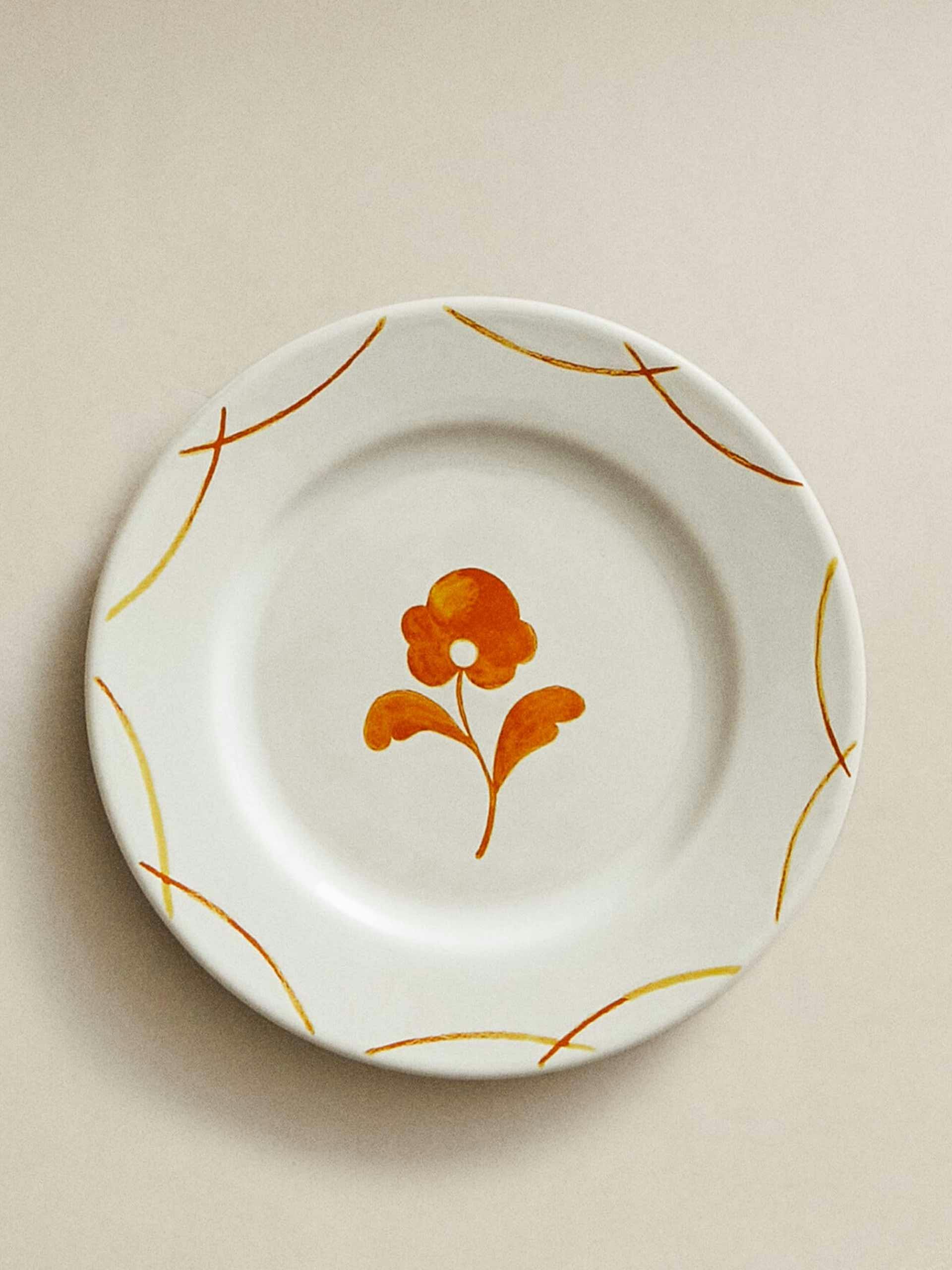Floral dessert plate