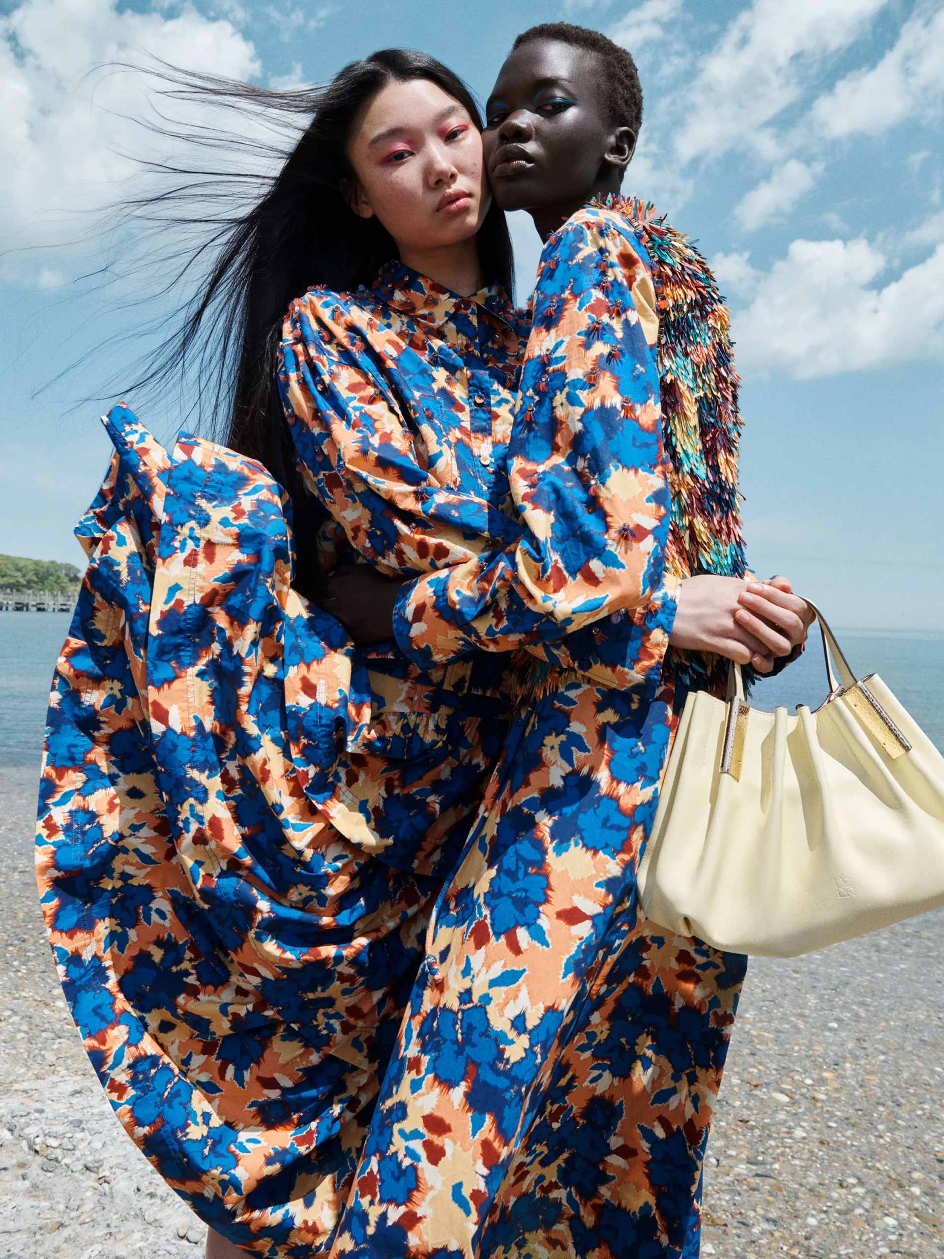 autumn-print-holding-ulla-johnson-resort-25