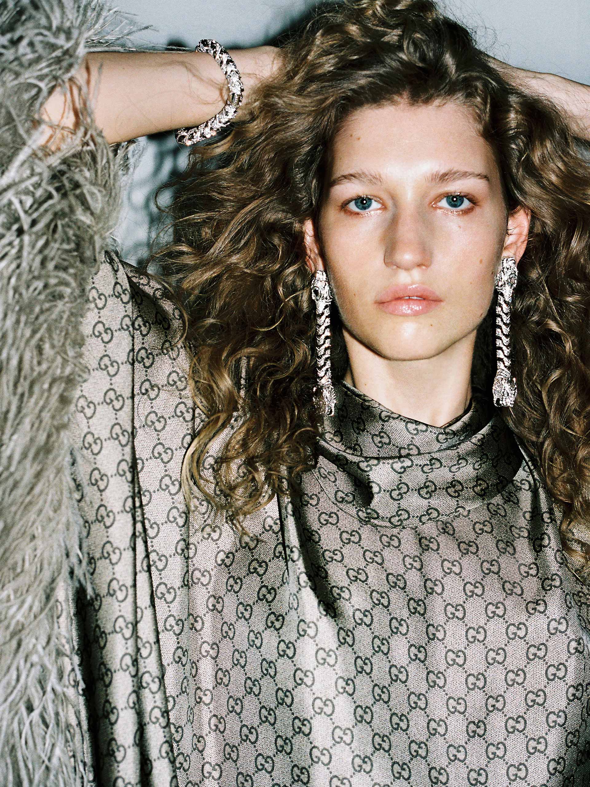 nap-holding-newseason-3